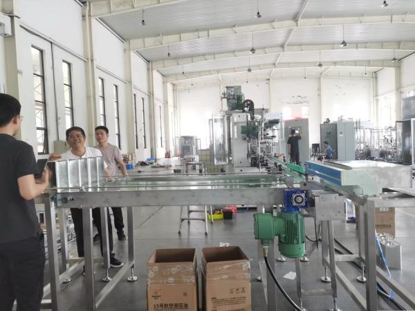 Automatic Liquid Filling Machine Series With 6 /8 / 12 Nozzles Automatic Filling