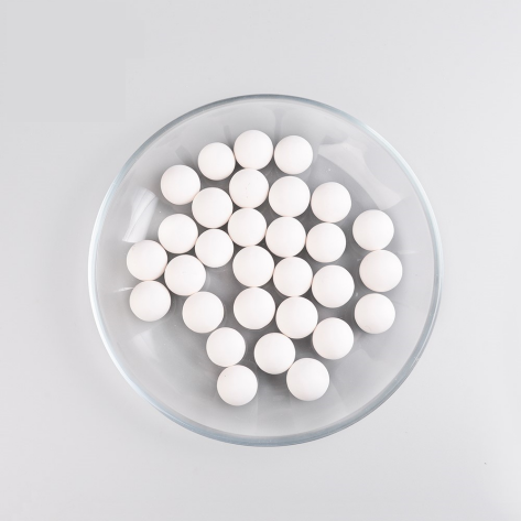 Pharma Grade Alumina Grinding Balls Ceramic Milling Media GMP Compliant For Drug Manufacturing