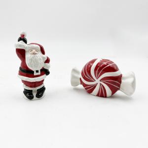 China Hand Painted Ceramic Craft Christmas Santa Claus New Year Candy Salt &amp; Pepper Shaker Custom Size Pattern factory