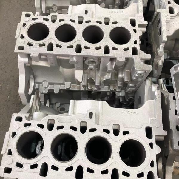 Custom Cylinder Head Low Pressure Aluminum Casting LPDC Die Casting