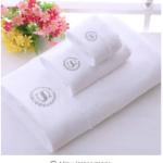 Customized Logo Luxury 5 Star Hotel White 100% Cotton Dobby Face Hand Bath
