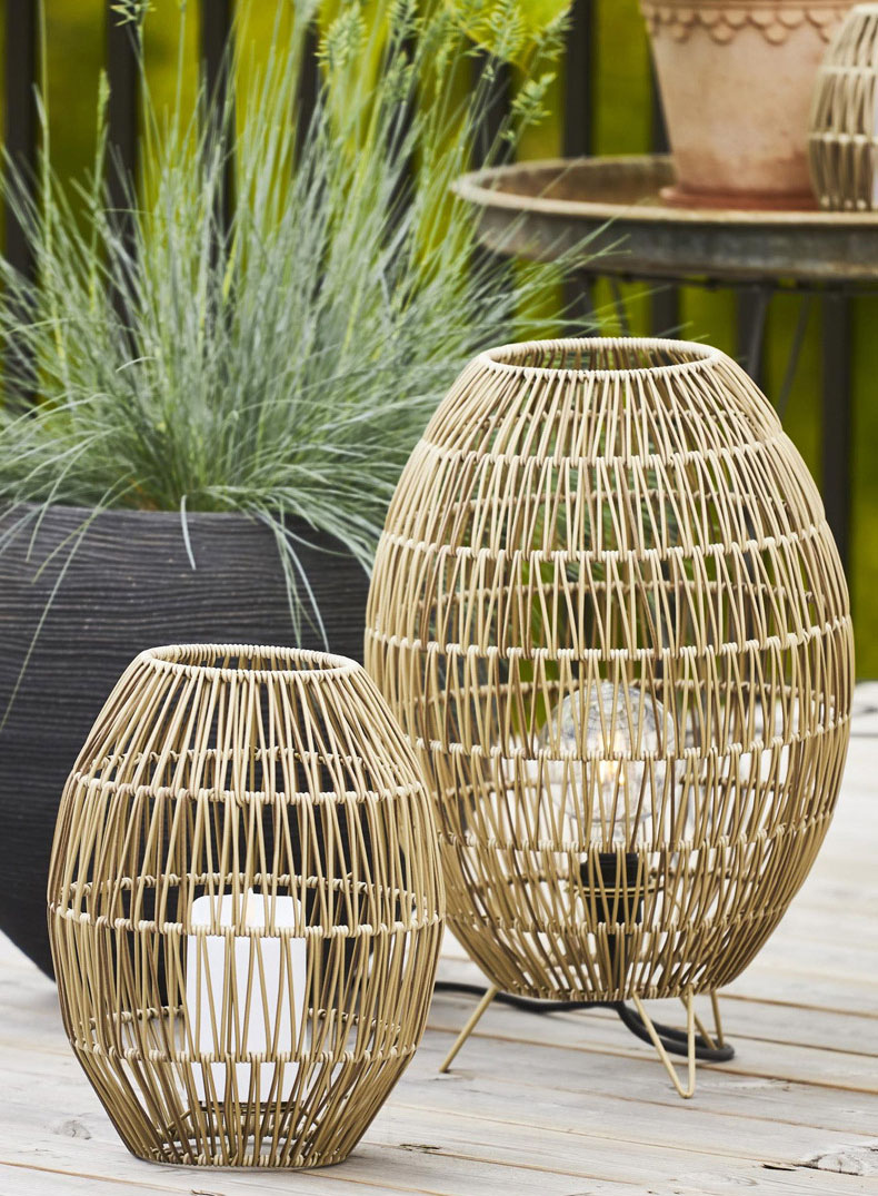 Ip44 LED Rattan Standing Lamp Shade For Garden Swimming Pool