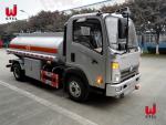 CDW 6 Wheel 4x2 Oil Tanker Truck 4000l Fuel Tank Truck