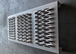 China 4mm Thick Perforated Checkered Sheet Punch Round Anti Skid Plate factory