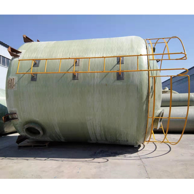 China 4000mm*8290mm FRP Chemical Storage Tank Cylindrical 100 Cubic Meters factory