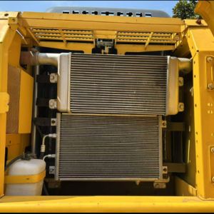 Used Construction Machinery Komatsu PC220 PC220-7 Diggers Hydraulic Backhoe