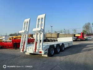China 60ton Extendable Lowbed Trailer 3 /4/5 Axles Heavy Duty Hydraulic Lowboy Semi-Trailer factory