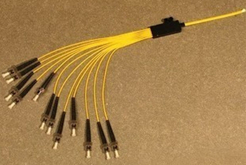 Fan Out Kits Optical Fiber Patch Cable Patch Cord Pigtail SC Single Mode 4 Cores