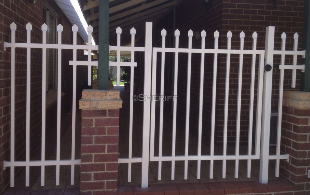 Steel Tubular Garrison Security Fence Panels 2.1m*2.4m WA area Rail 40mm*1.5mm Picket 25mm*1.2mm Stain Black Powder