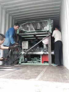 China New Type double Twist Barbed Wire making Machine with best price factory