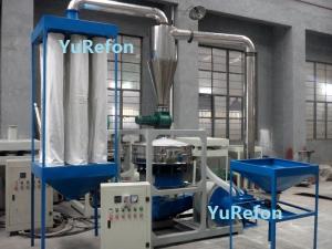 China UPVC Scrap Plastic Pulverizer Machine High Speed Waste PVC Powder Milling Grinding factory