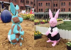 China Outdoor Park Fiberglass Rabbit Statues Lovely Appearance Eco Friendly factory