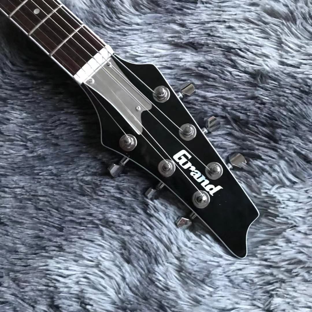 2021 NEW Custom Grand Electric Guitar with Silver Sparkling Finishing No Binding on Body Dot Inlay Chrome Hardware