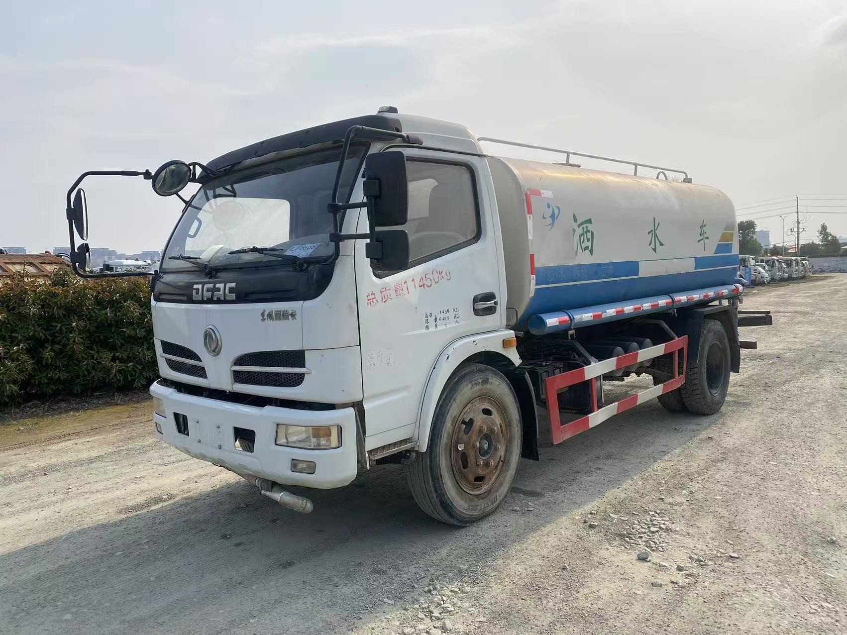 China MT5070WTEQ Water Sprinkler Truck Used Dongfeng 4x2 Water Supply Truck on sale