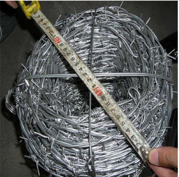 High Tensile Galvanized Barbed Wire Fence 2mm*2mm For Farmland / Railway