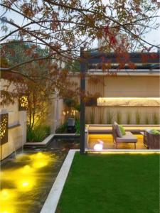 China Aluminum Frame Freestanding Patio Pergola Outdoor Handly Louvered Roof Pergola Black factory
