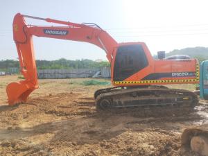 China Secondhand Crawler Excavator Doosan Dh220LC-7, Used Digger 220, 100% Original Without Any Repair, Used Construction Machine in Good Working Condition factory