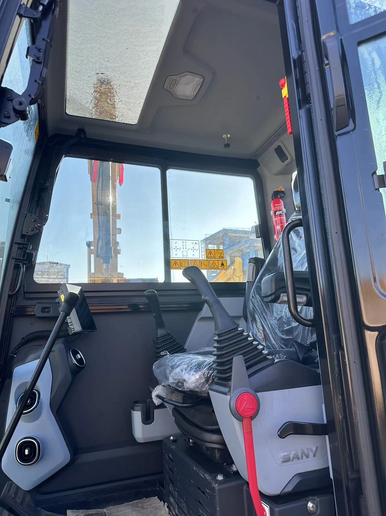 4JG1-NABGB-04-C2 Engine Type Used SANY SY55U 5 Ton Mini Excavator for Construction Work