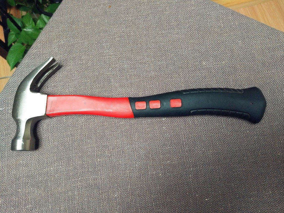 Durable and reasonable price Claw Hammer(XL-0038) with polishing surface and colored handle