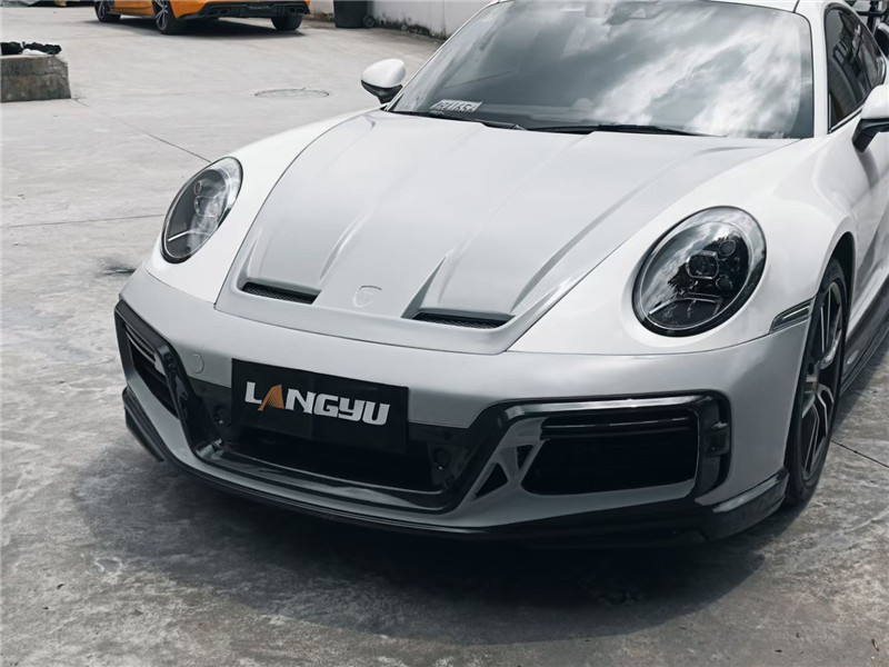 Auto Parts for Porsche 911 992 Body Kit 911 992 Turbo Upgraded Techart Style Front and Rear Bumper Cover Body Kit