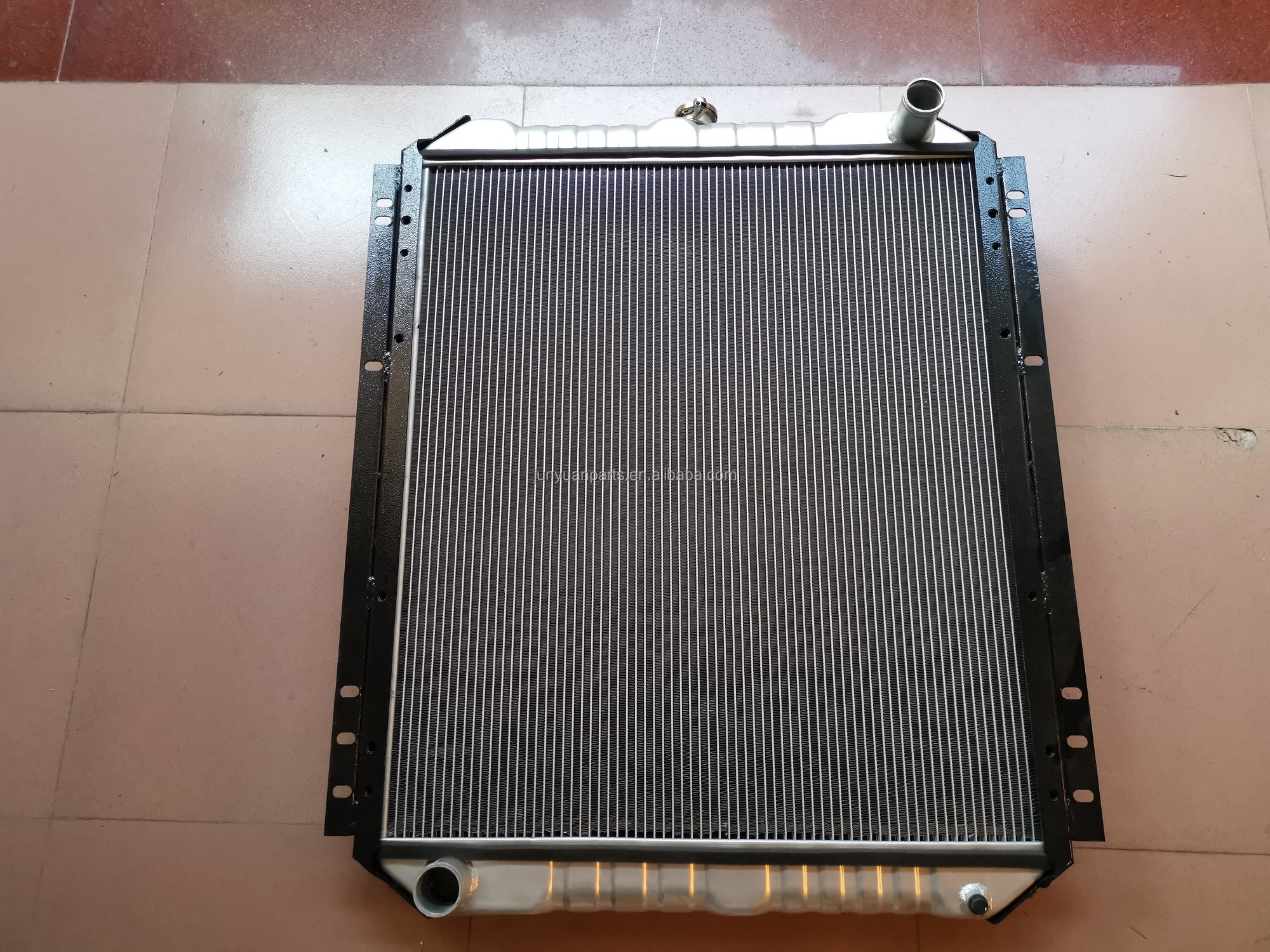 OEM Support Water Tank 20Y0331111 for Komatsu PC200 PC210 PC230 BP500 Excavator Radiator