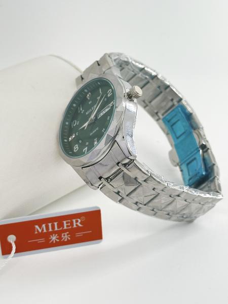 Waterproof and Stainless Steel Strap Watch with Digital Display and Quartz