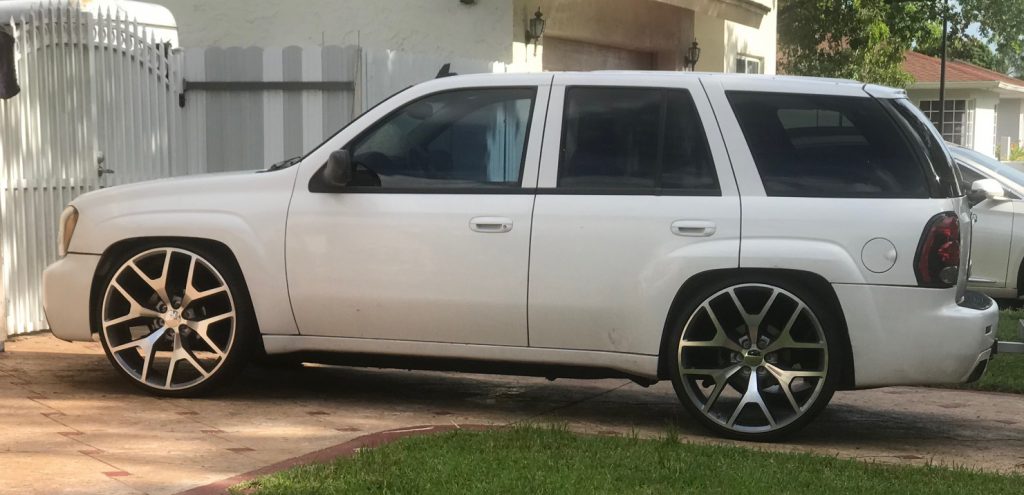 22" Rims Chevrolet Replica Wheels Silverado Tahoe Yukon Sierra Chrome GY Eagle 5656