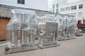 China Active Carbon Commercial Reverse Osmosis Water Treatment Plant 50HZ / 60HZ factory
