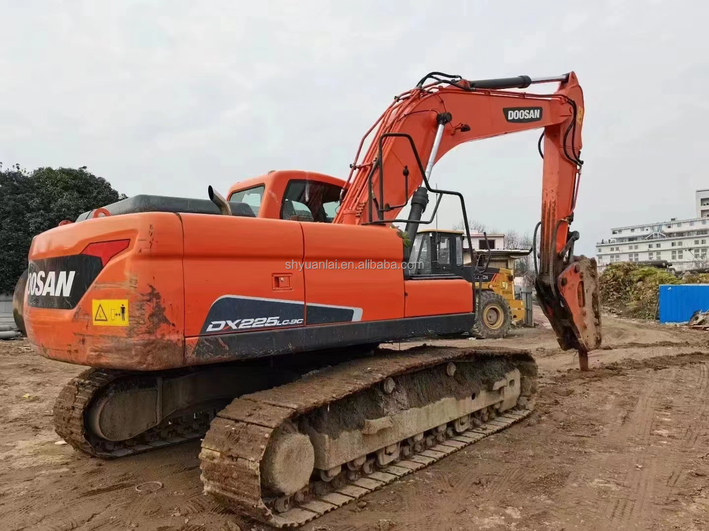 22T Second Hand DOOSAN DX225LC-9C Excavator Energy-Saving and Suitable for Crushing