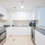 Modern Melamine Finish Mini Kitchen Cupboard Island White Kitchen Cabinet For