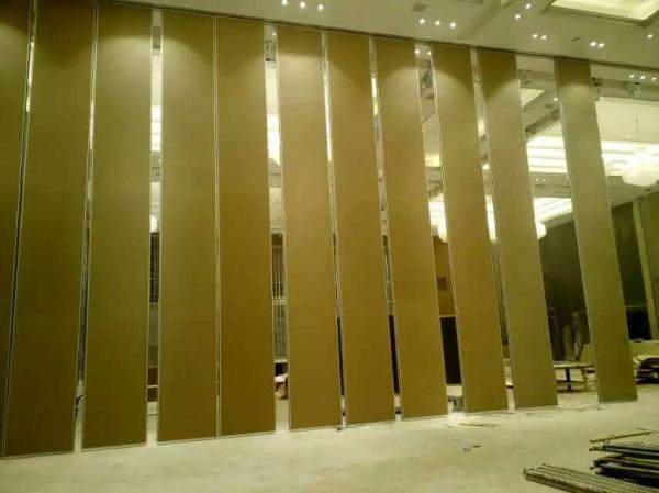 4m Height Operable Acoustic Sliding Partition Walls MDF Board + Aluminium