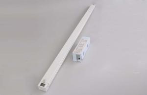China 40watt Fluorescent Tube Light 6volt 1.8ah Battery Operated Emergency Light factory