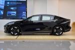 Black Sl03 Changan Electric Vehicles Car High Speed Five Door Five Seats Four