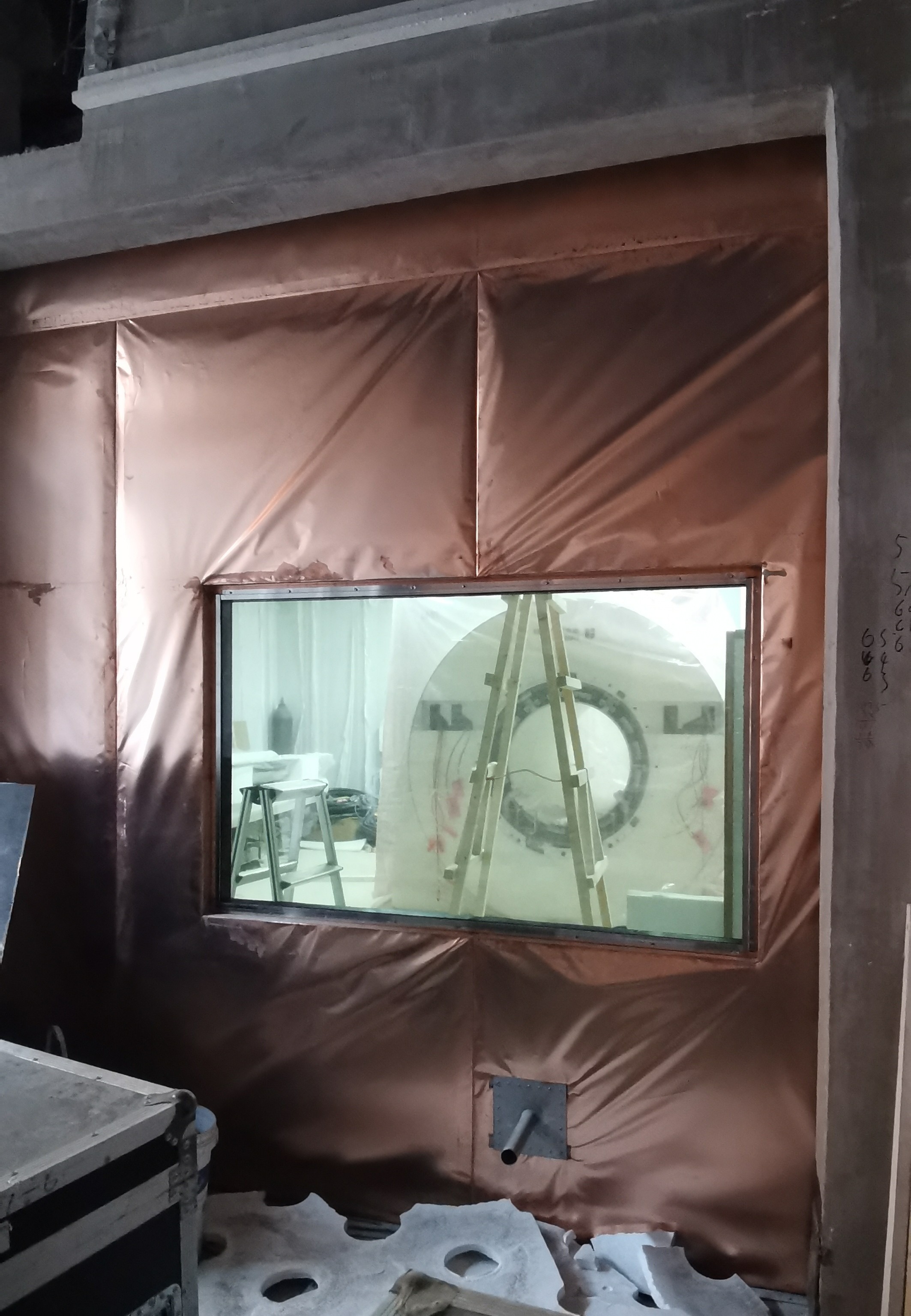 1.2 X 0.9M Radiation Protection Shielding Window Black Copper 5mm