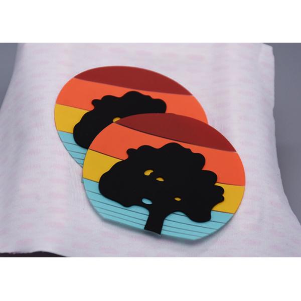 China Eco Friendly Custom Garments Screen Printed Patches With Silicone Logos factory