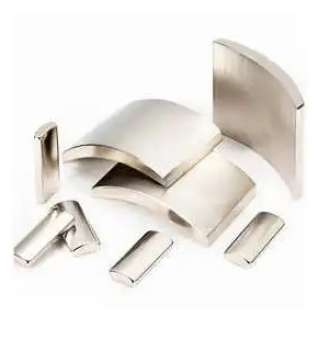Sintered Neodymium Iron Boron Nd Fe B Magnet N52 Arc Magnets