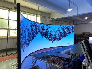China Outdoor P6 Rental Flexible LED Display Screen 5000 Nits 3840hz 600*1200mm factory