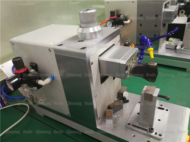 20Khz Ultrasonic Metal Welding Equipment For Dissimilar Metal Sheet Welding