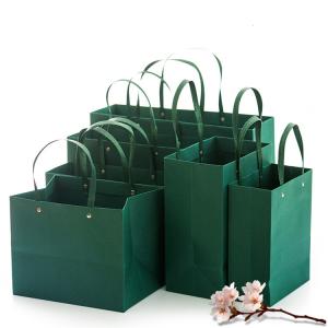 China Recycled Kraft Paper Shopping Bags With Handles CMYK Printing factory
