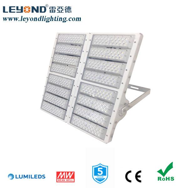 IP66 Led Outside Flood Lights 1000W 160Lm/W High Efficiency For Stadium Lighting