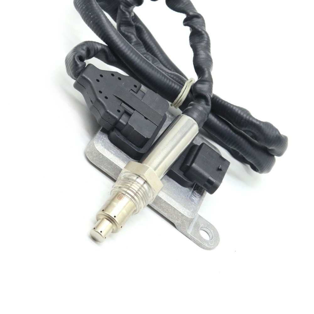5WK96683 12V W164 Mercedes Nox Sensor A0009052900 one year Warranty