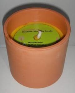 China Yellow Citronella clay jar scented candle with the printed card factory
