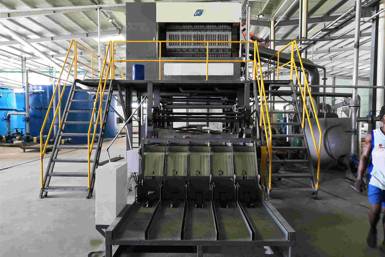 Recycling Waste Paper Egg Tray Machine Automated High Speed With Metal Dryer