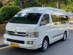 High Roof 2005 Year 13 Seats Gasoline Used Toyota Hiace Used Mini Bus Automatic