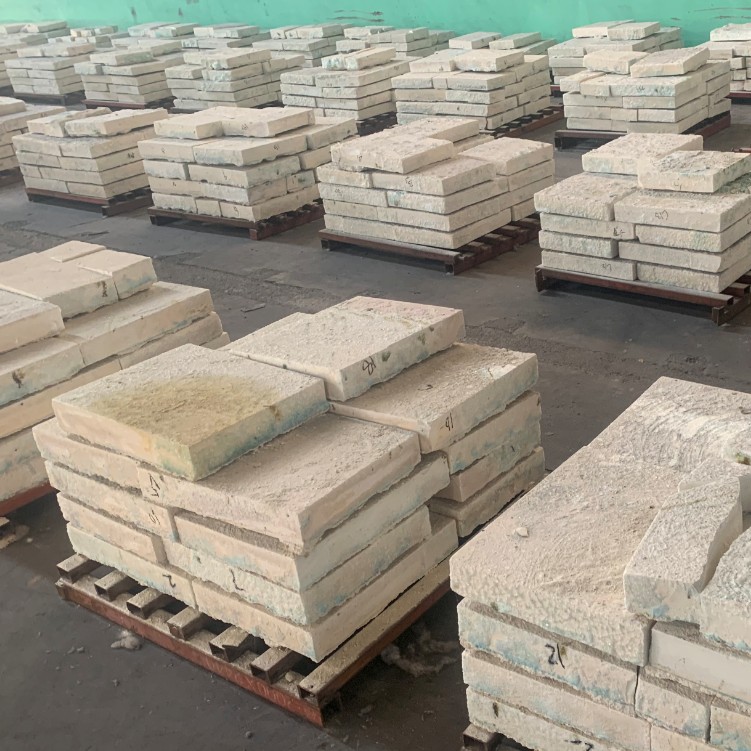 Second Hand Fused Electrocast Zircon Corundum Brick Used Bottom Plate for Glass Furnace
