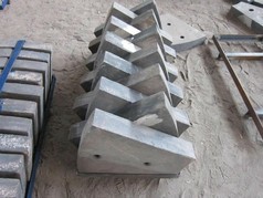 Low Carbon Chrome Molybdenum White Iron Castings Alloy Steel Castings For Crushers