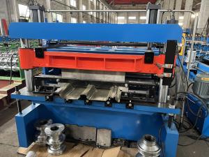 China 0.3-0.8mm Color Steel Width Adjustable Boltless Joint Hidden Roof Panel Roll Forming Machine factory