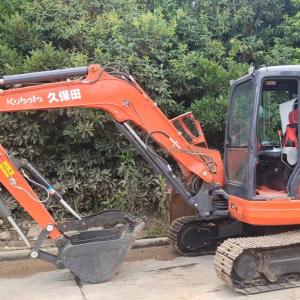 China Low working hours second-hand hydraulic excavator Kubota Kx135-5 used excavator Handy excavator price factory
