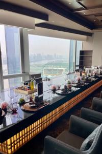 China 7-12 Seats Seats Electric Tube Heating Rectangle Shape Teppanyaki Table Grill Upper or Down Exhaustion factory