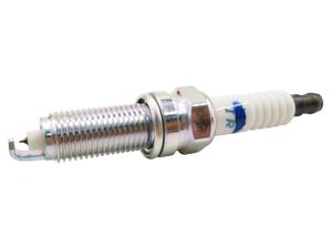 China 4 Iridium Spark Plugs 18846-10060 SILZKR6B10E For Hyundai Accent Veloster Kia Rio factory